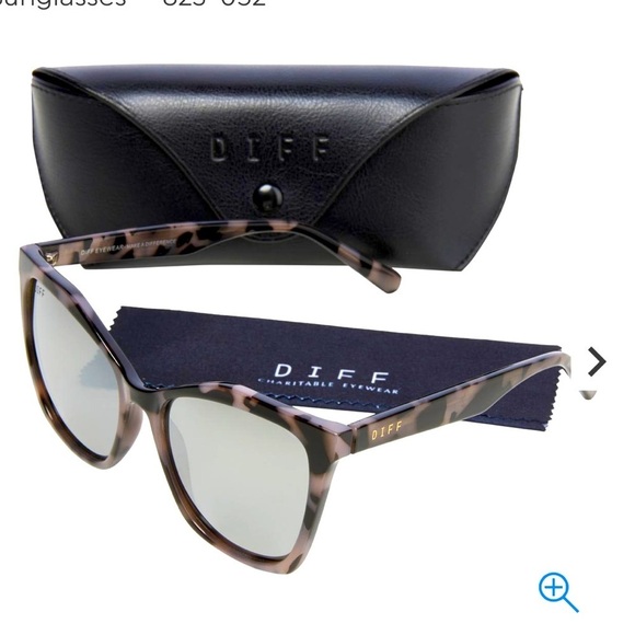 DIFF Charitable Eyewear Cassidy Oversized Cat-Eye Polarized